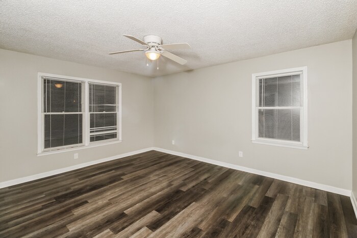 Building Photo - 651 Cedar Field Ln