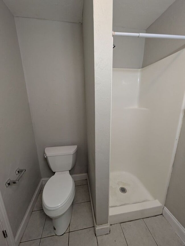 Building Photo - 3BD/2BA Home in Hickory