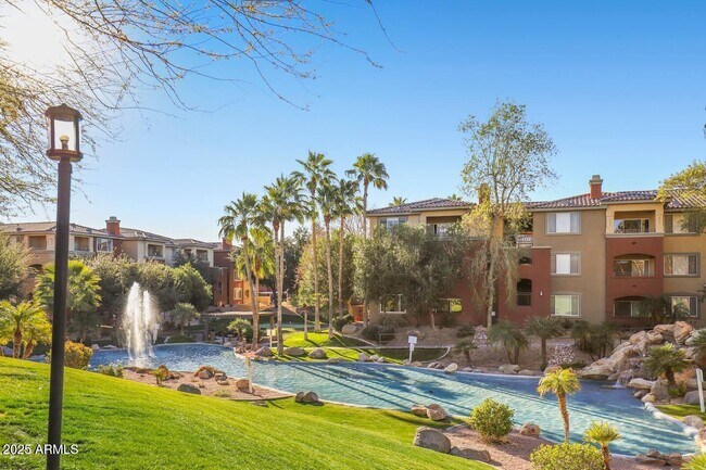 Building Photo - 5401 E Van Buren St