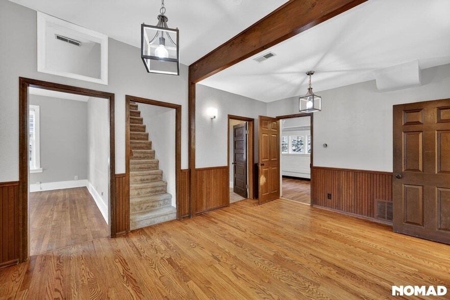 Building Photo - 1908 Wall St