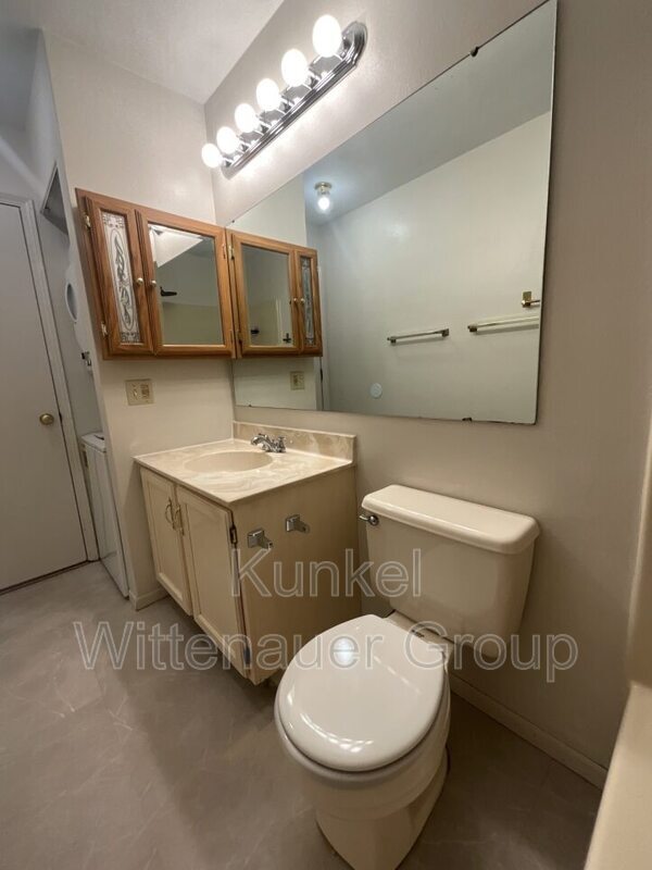 Building Photo - 177 Eagle Ridge