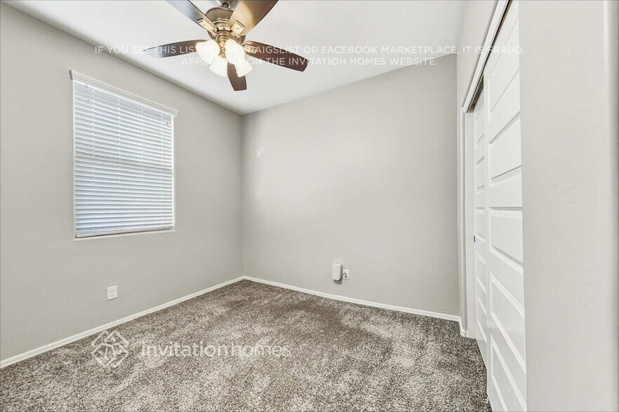 Building Photo - 39997 W Jenna Ln