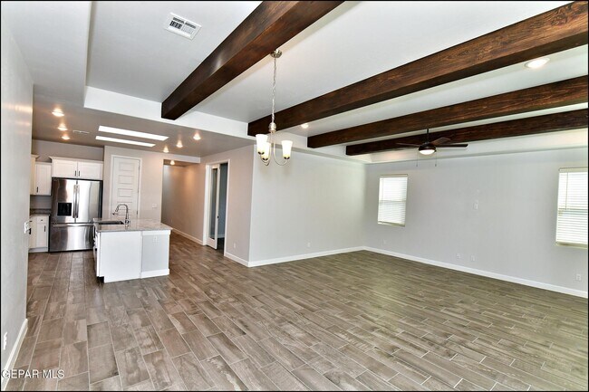 Building Photo - 13146 Cleethorpes St