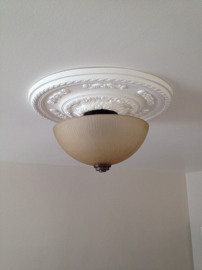 Personal Touches - 6105 Monterey Rd