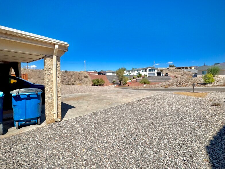 Building Photo - 3767 Kicking Horse Dr