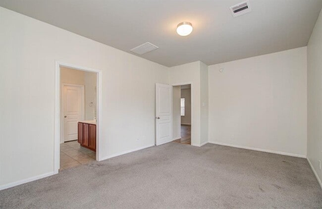 Building Photo - 3102 Gianna Springs Ct