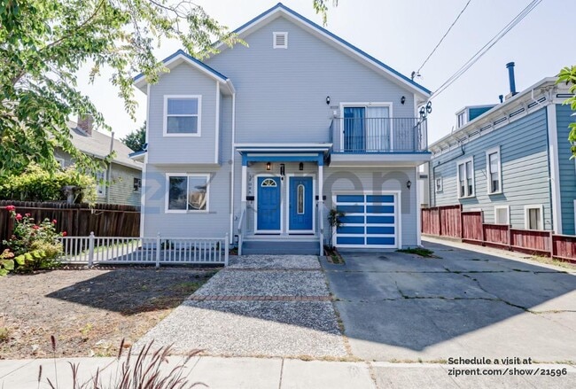 Building Photo - 1706 Hibbard St