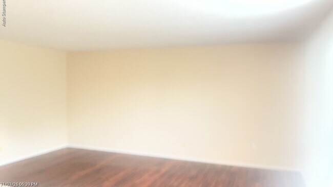 Building Photo - 6541 Wakefield Rd