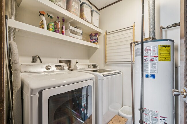 Building Photo - 1245 Michelle Ct