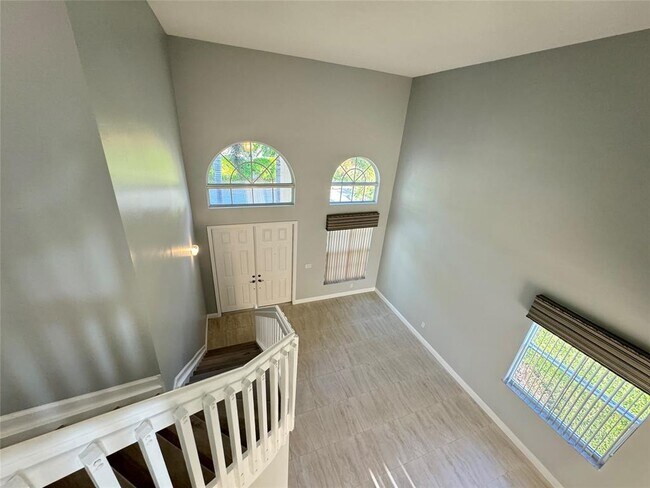 Building Photo - 390 NW 115th Way