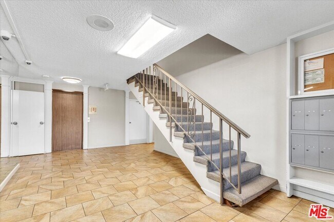 Building Photo - 5437 Corteen Pl