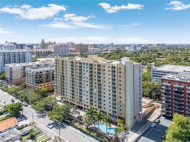 Building Photo - 3500 Coral Wy