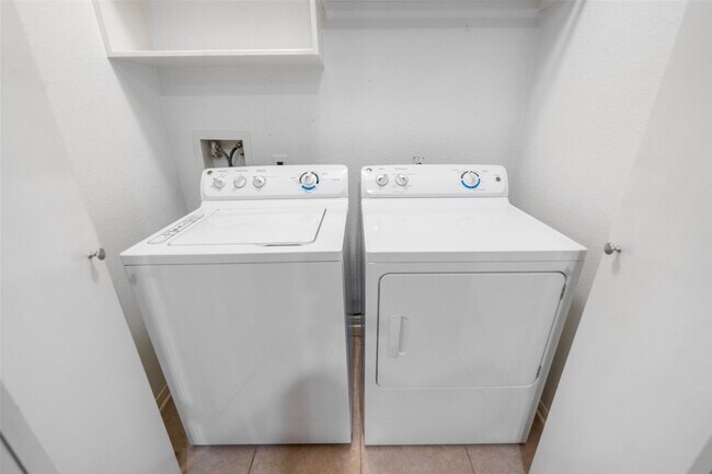 Building Photo - 22906 Black Willow Dr