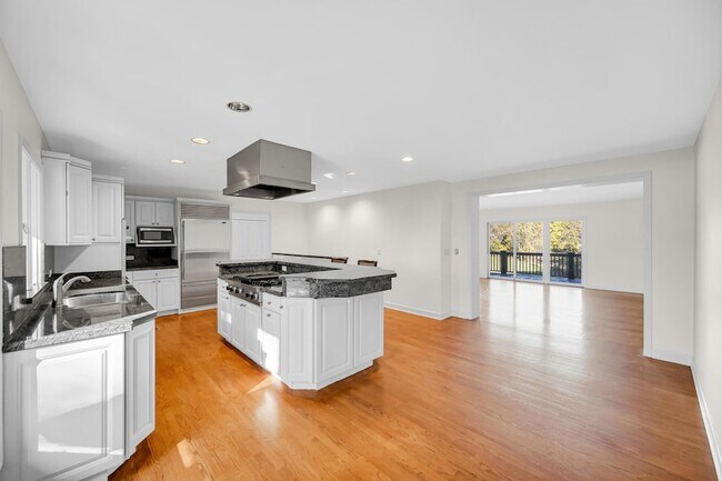 Building Photo - 6271 N 525 W