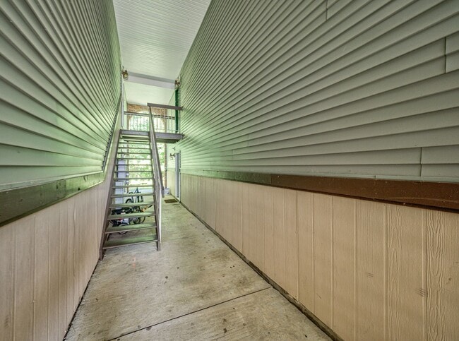 Building Photo - 19-7 Augusta Ct