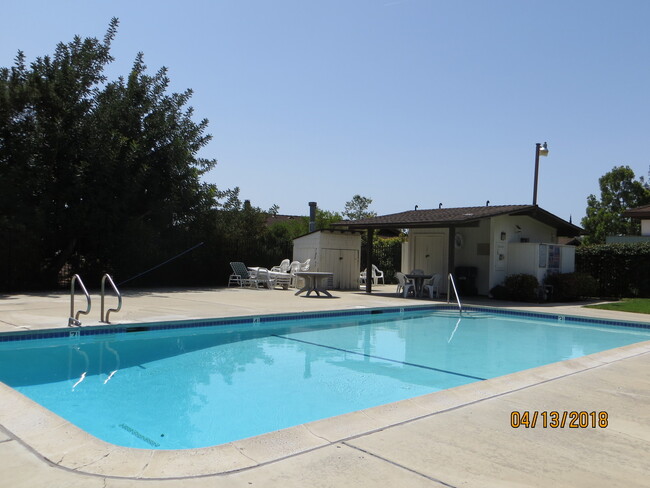 Building Photo - Three Bedroom Condo in Rancho Penasquitos