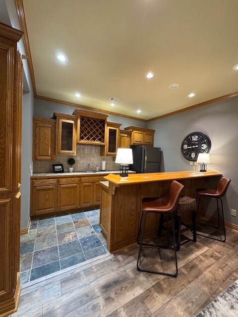 Building Photo - 3906 NE Cadbury Ave