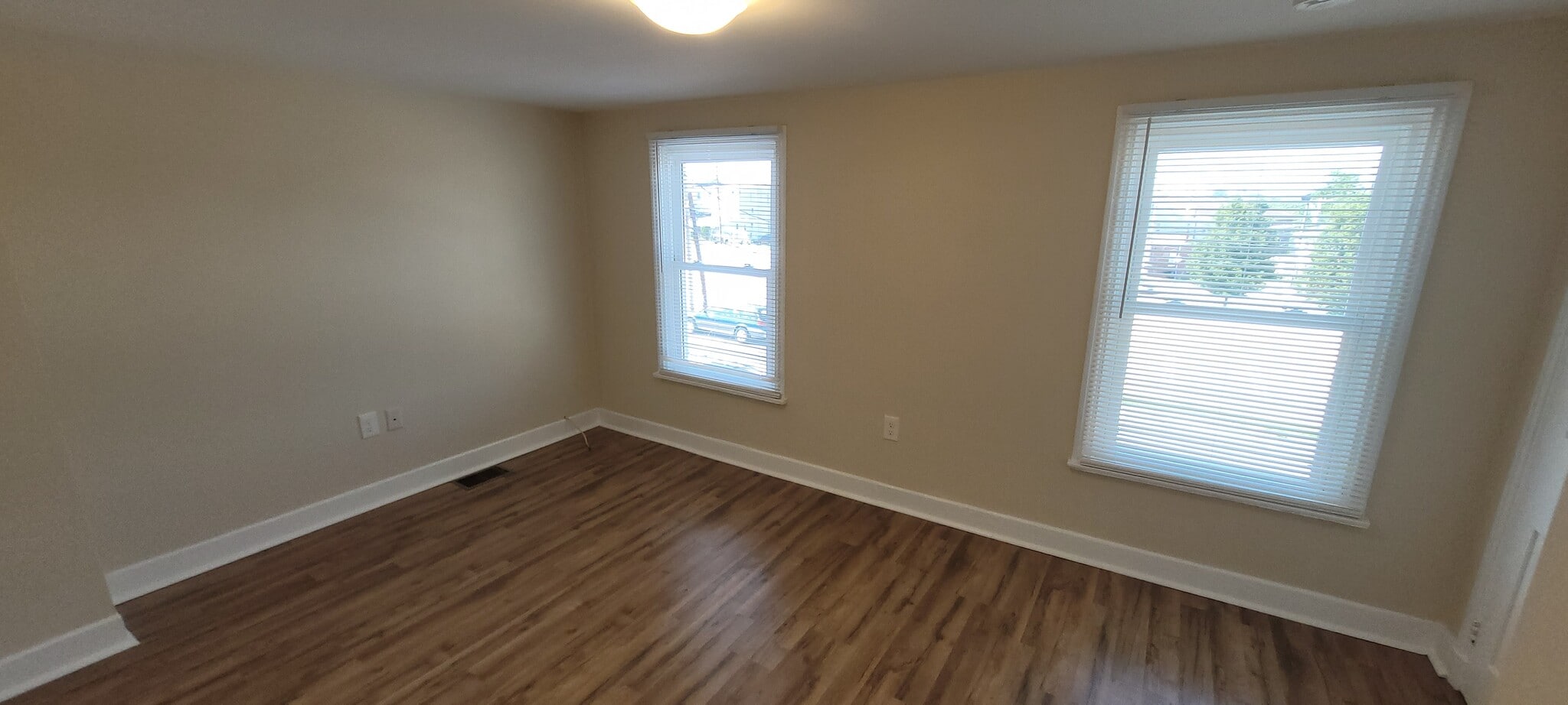 Front Bedroom - 220 Prospect Ave