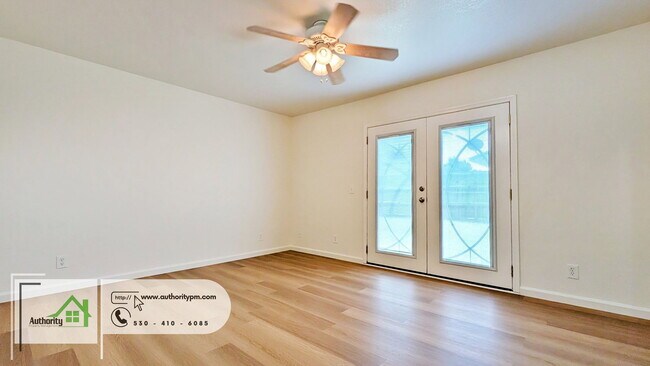Building Photo - 1027 Goodview Way