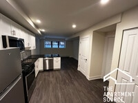 Building Photo - 720 W Grace St