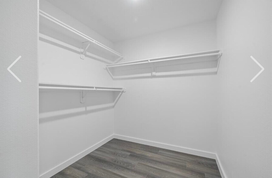 Building Photo - 7813 Laura Koppe Rd