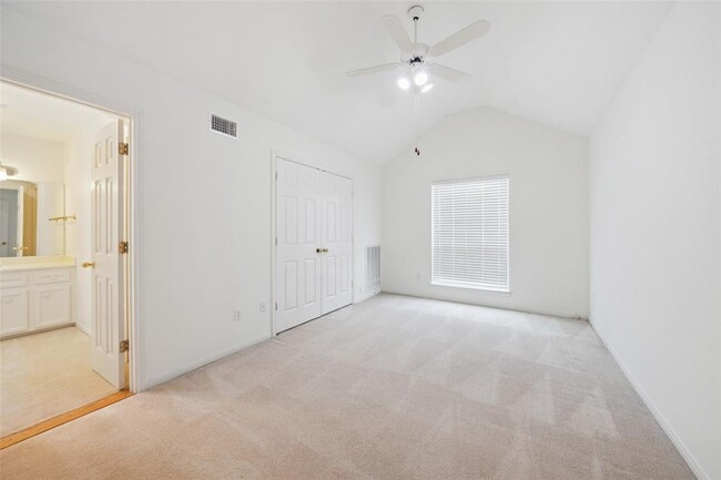 Building Photo - 12431 Pegasus Dr
