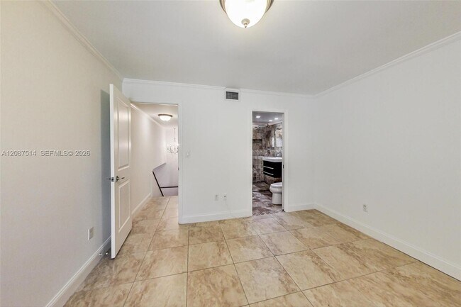 Building Photo - 8613 SW 79th Pl