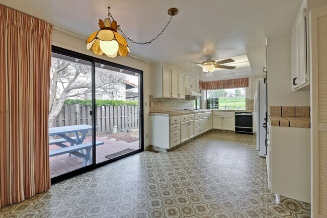 Building Photo - Wow! What a Great Home! Available Soon!