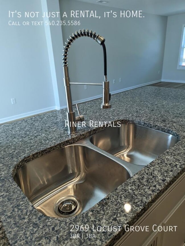 Building Photo - 2969 Locust Grv Ct