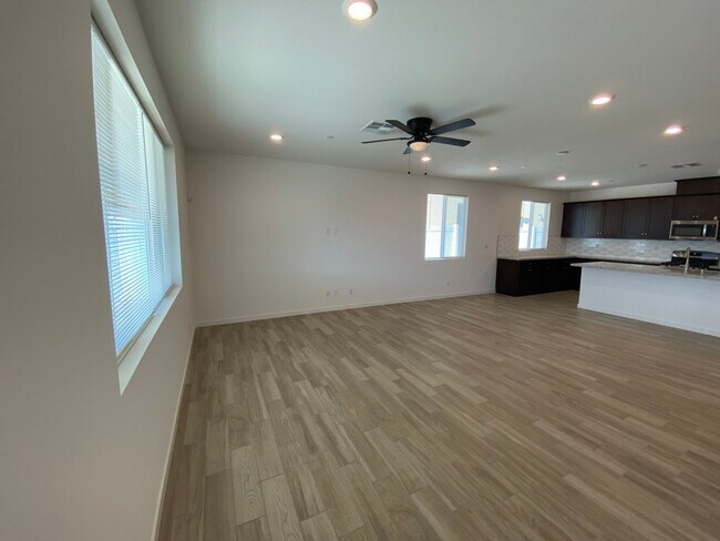 Building Photo - Beautiful Home with Solar