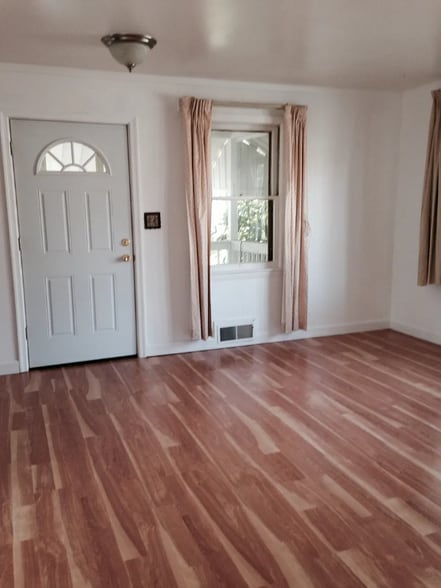 Building Photo - 1501 Veirs Mill Rd