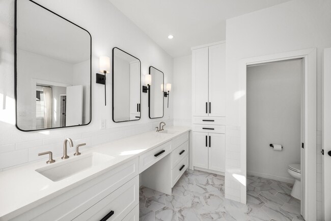 Building Photo - 1801 Oneil St