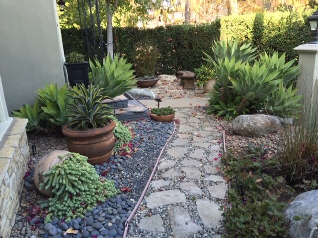 Building Photo - 145 S Harper Ave