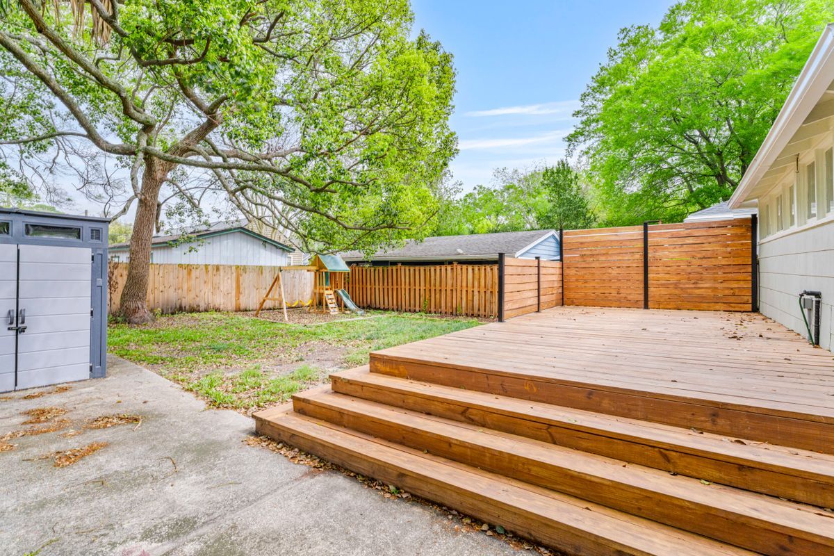 Building Photo - 4531 Attleboro St