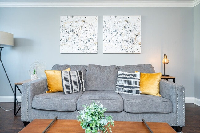 Building Photo - 215 Piedmont Ave NE