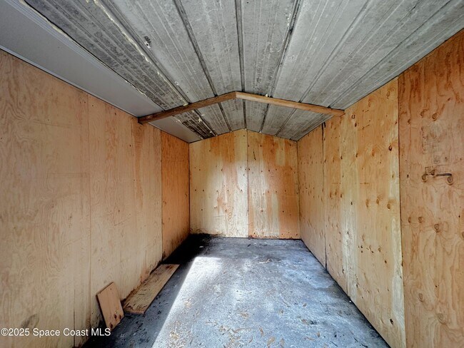 Building Photo - 850 Sycamore St