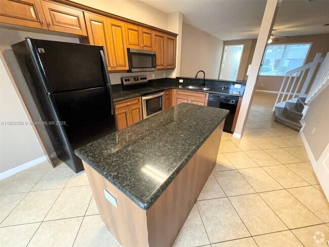 Building Photo - 3622 Oleander Ter