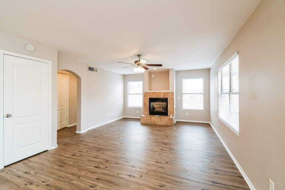 Building Photo - 1766 E Tyson St