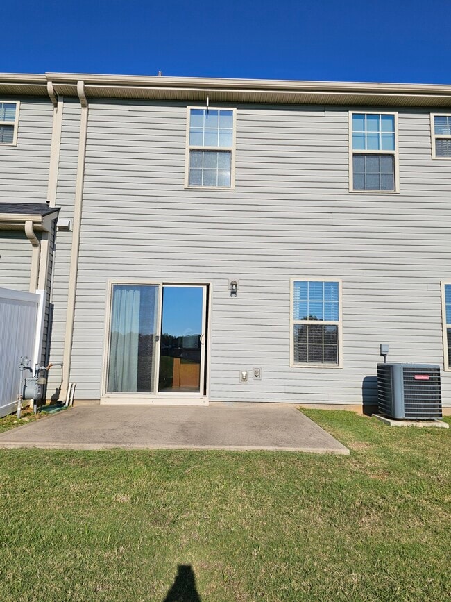 Building Photo - 308 Corday Ln