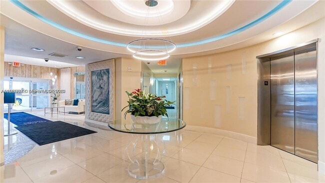 Building Photo - 3301 NE 5th Ave