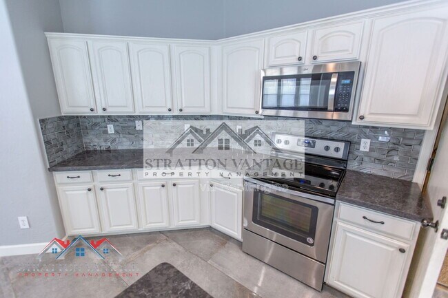 Building Photo - 17916 N 183rd Ave