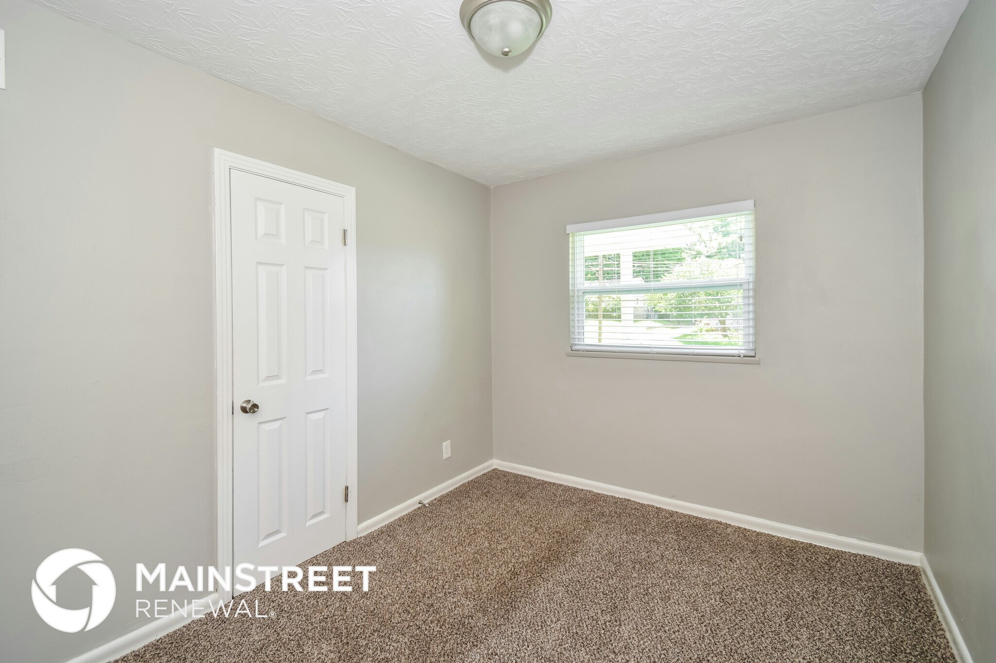Building Photo - 4809 Granada Dr