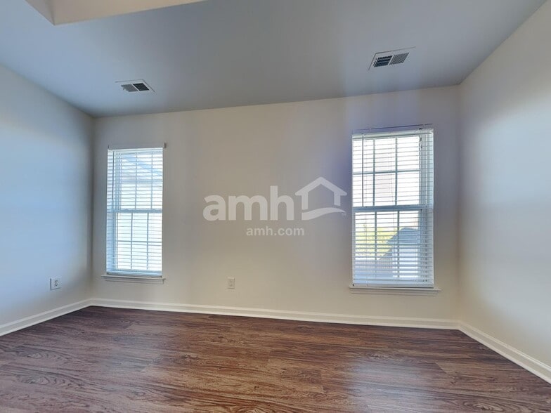 Building Photo - 5045 Prosperity Ridge Rd