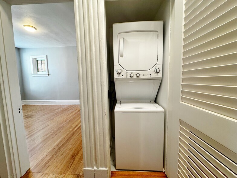 Main level laundry - 3808 Fairview Ave