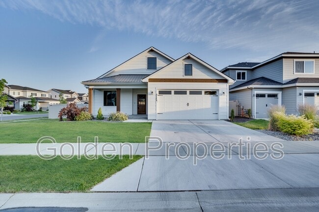 Building Photo - 2172 W Camus Dr
