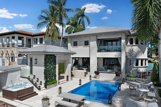 Building Photo - 176 S Hibiscus Dr