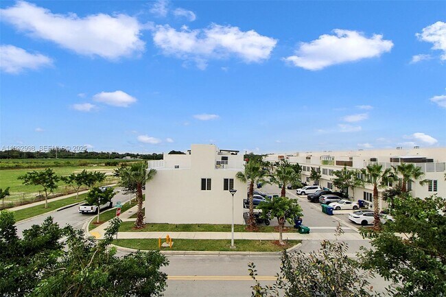 Building Photo - 14482 SW 259th St