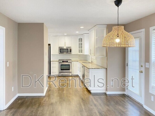 Building Photo - 3152 Blue Heron Pass