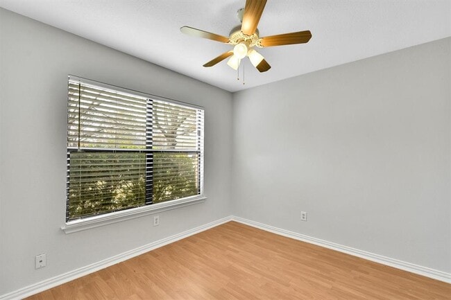 Building Photo - 3315 Settlement Dr