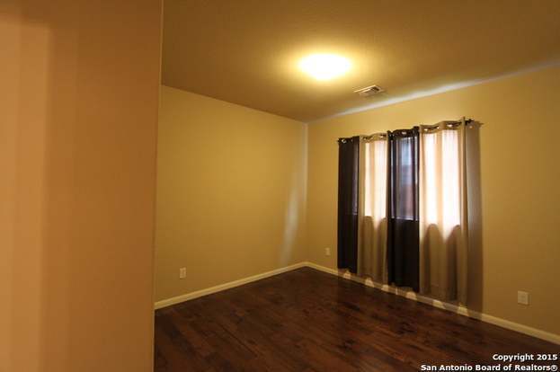 Building Photo - 398 Pecan Meadows